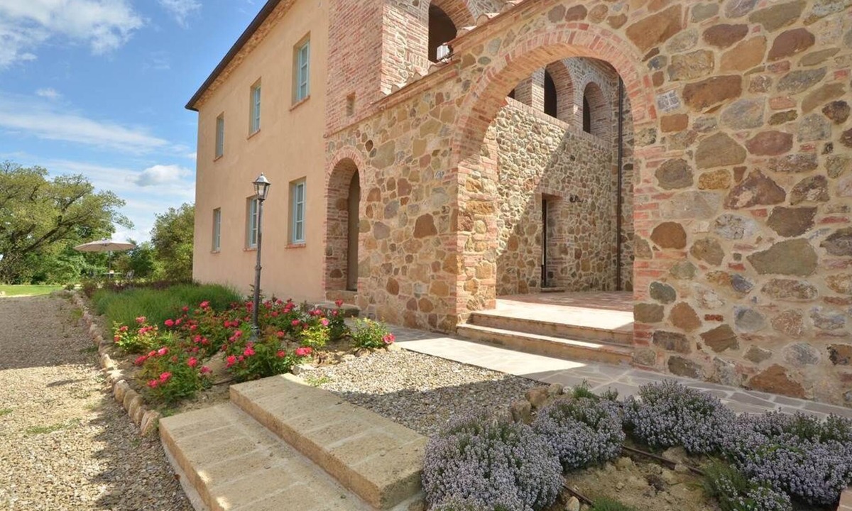 Trequanda House | Apartment Cipresso - Cignella Resort Accommodation in Tuscany