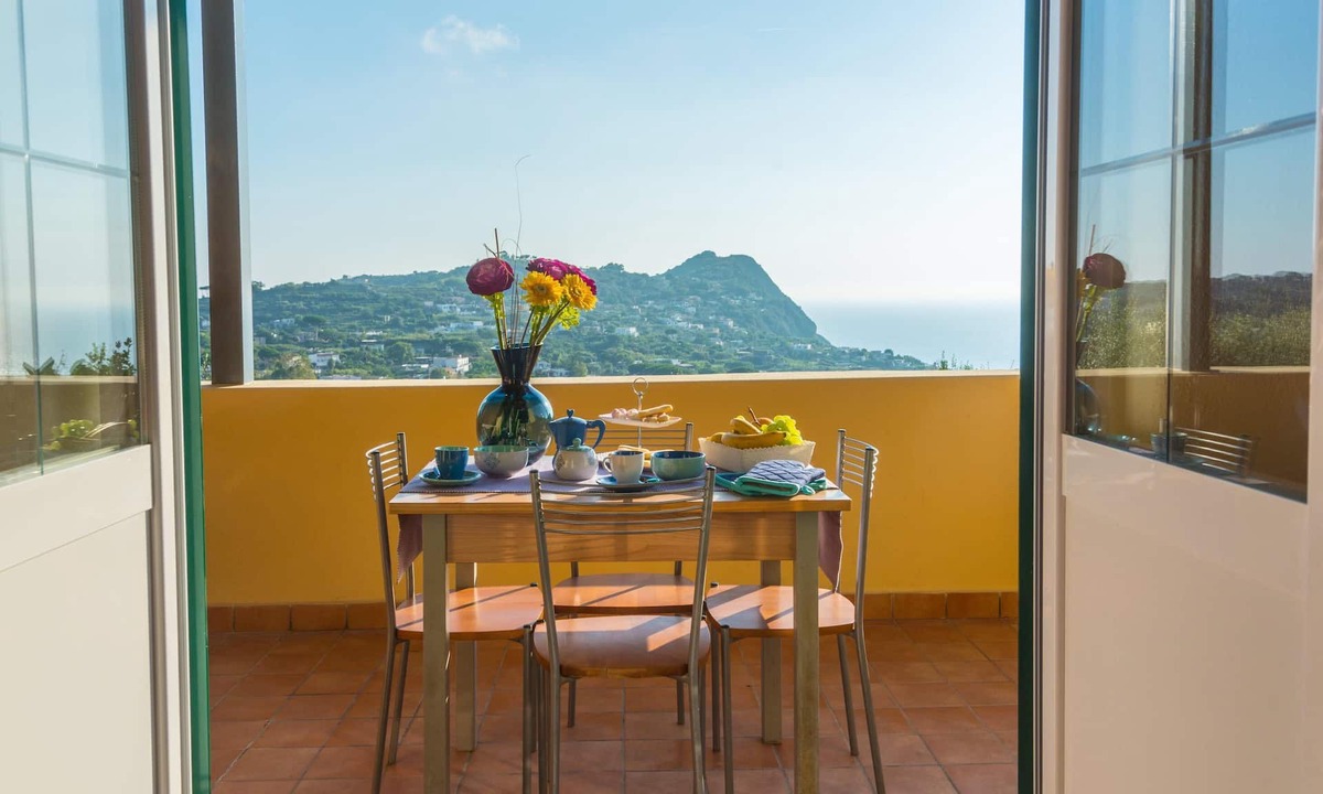 Succhivo Apartment | Apartment-Executive-Ensuite with Bath-Sea view