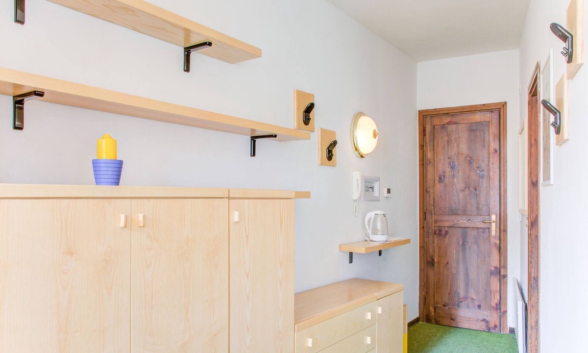 Cervinia Apartment | Apartment in Cervinia with Ski Access