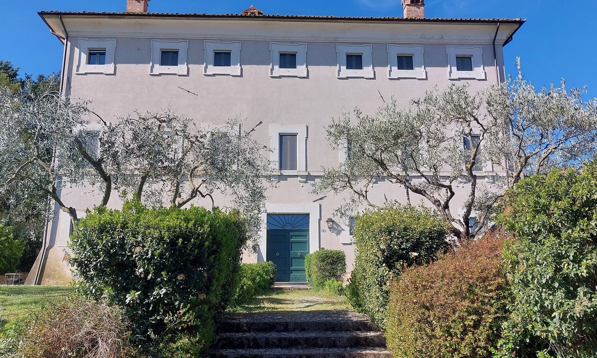 San Brizio Apartment | Apartment in country villa with swimming pool