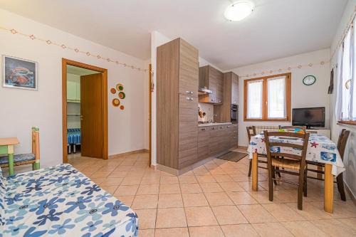 Capoliveri Apartment | Apartment in villa 2 to 4 persons with large garden stella