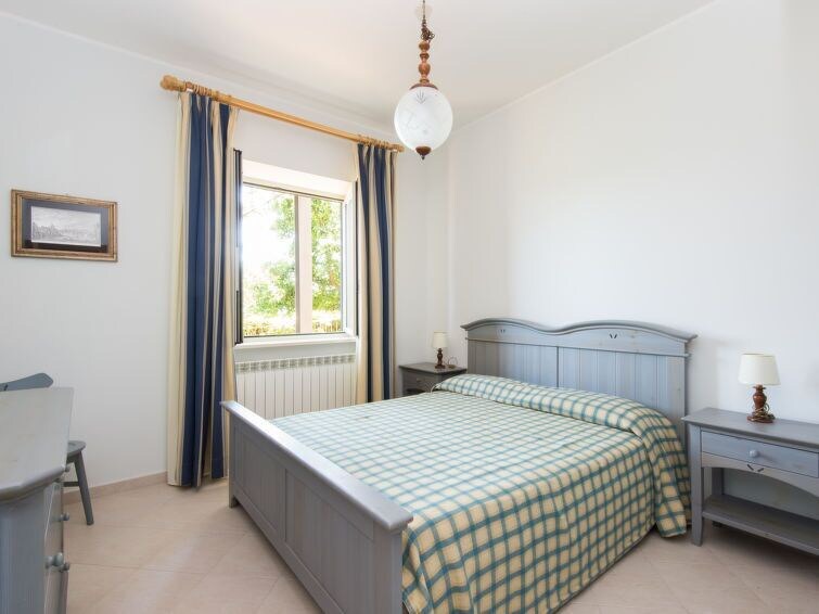 Piane di Collevecchio Apartment | Apartment L'Oleandro in Collevecchio - 4 persons, 2 bedrooms