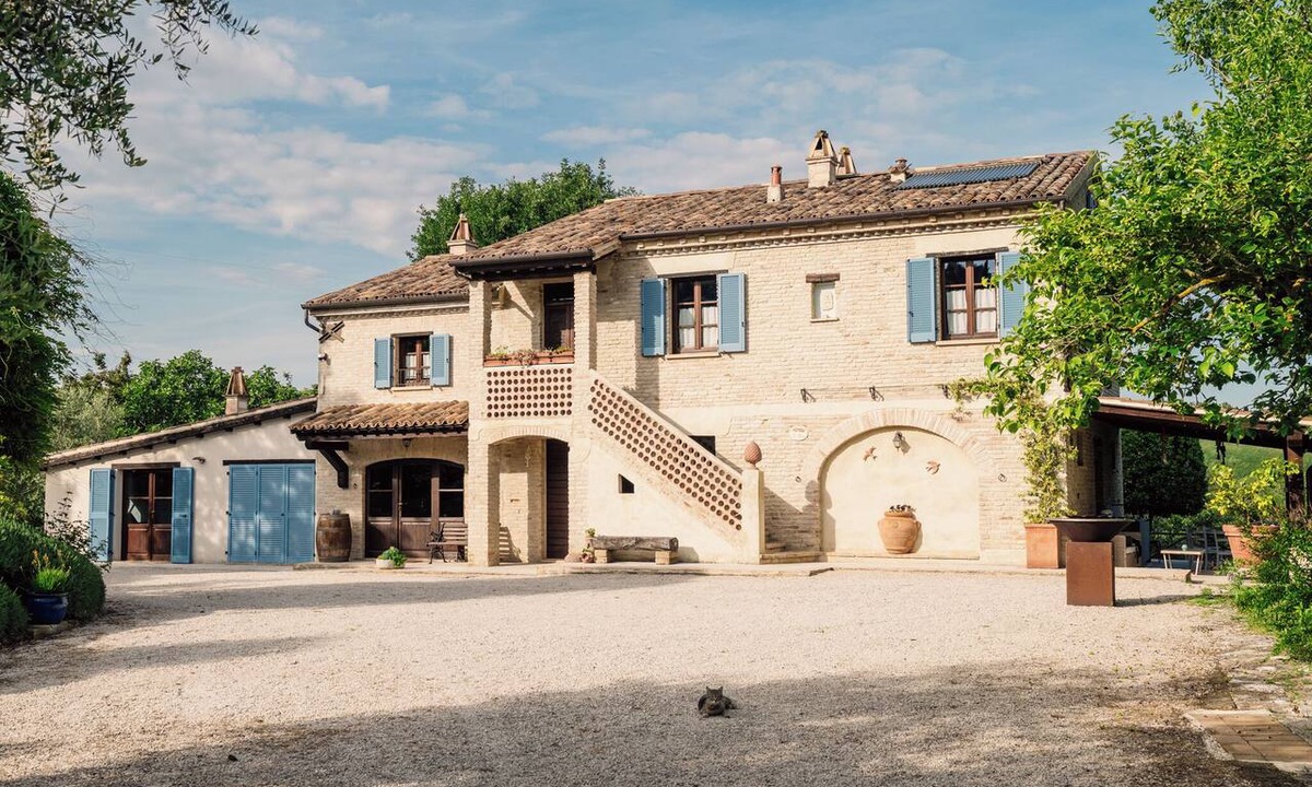 Mondavio House | Apartment "Le Rose" - Agriturismo Borgo la Rovere