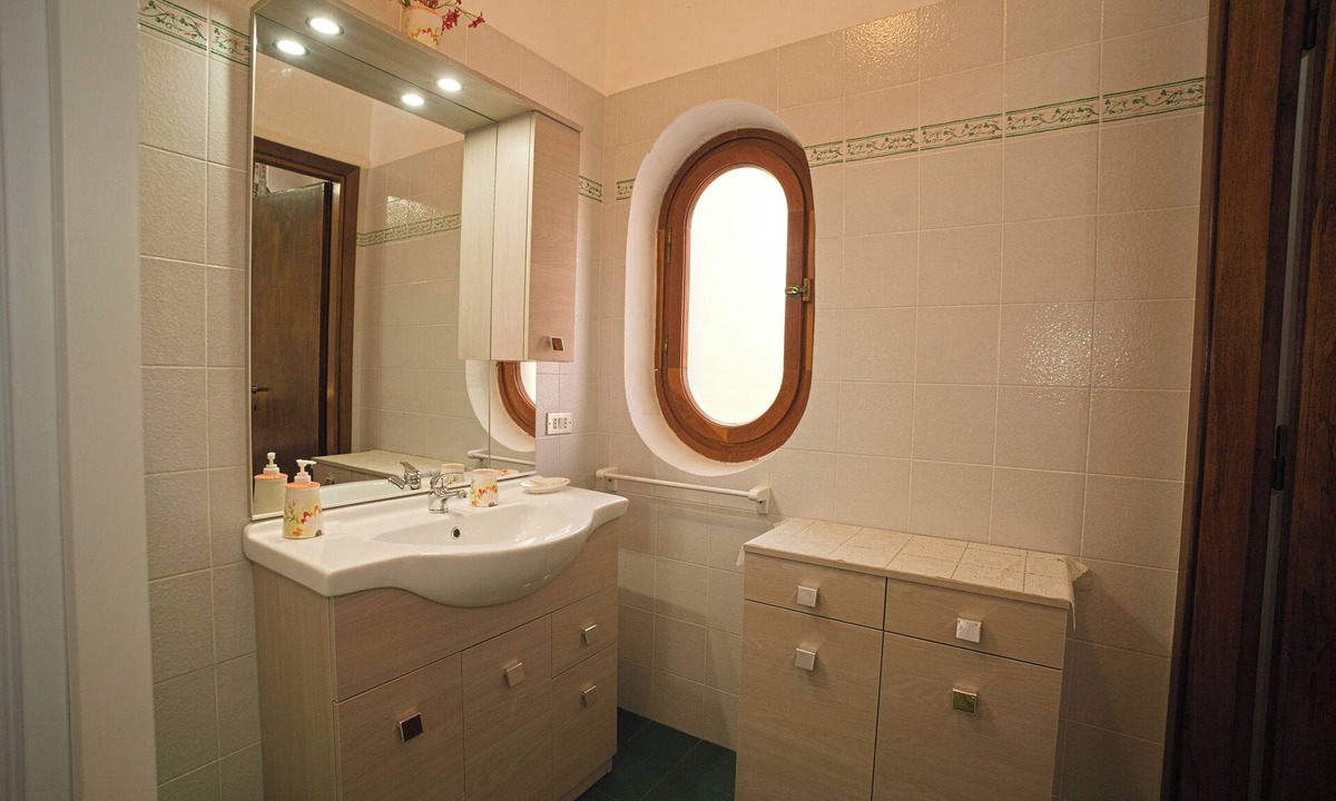 Giglio Campese Apartment | Apartment Margherita-5 in a beach residence, Giglio Campese