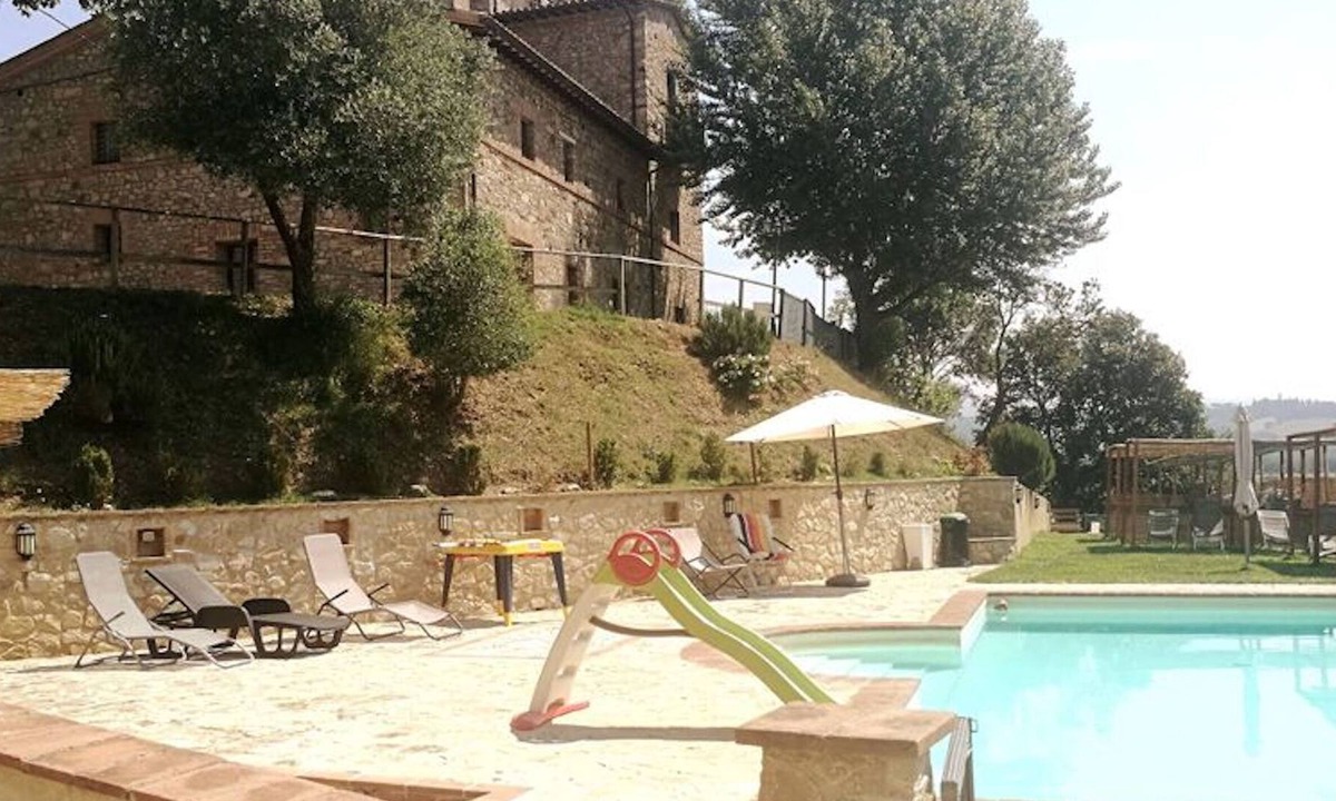Fratta Apartment | Apartment Ortensia 1 Bedroom, Living Room,bathroom