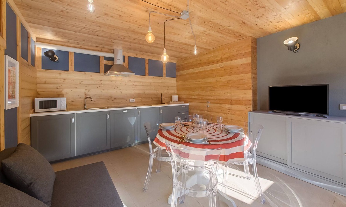 Corgnolaz Apartment | Apartment Petit Bleu with Mountain View, Shared Garden & Wi-Fi