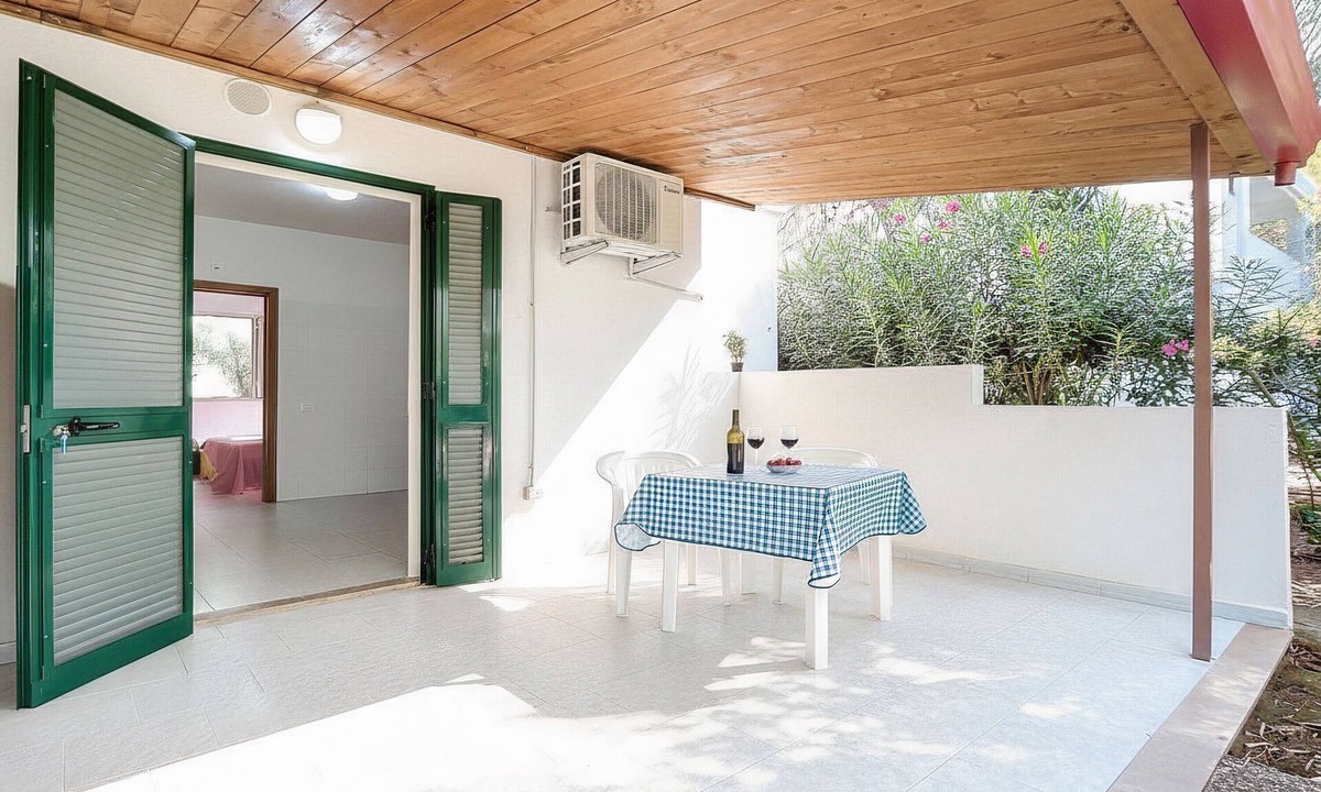 Scialara Apartment | Apartment 'Sabbia D'oro 203' with shared pool and Wi-Fi