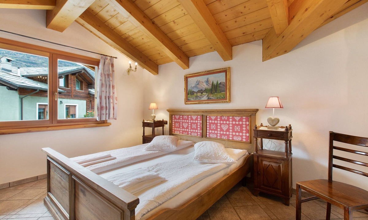 Pila Apartment | Apartment 'Trilocale 2' with Mountain View, Shared Terrace and Wi-Fi