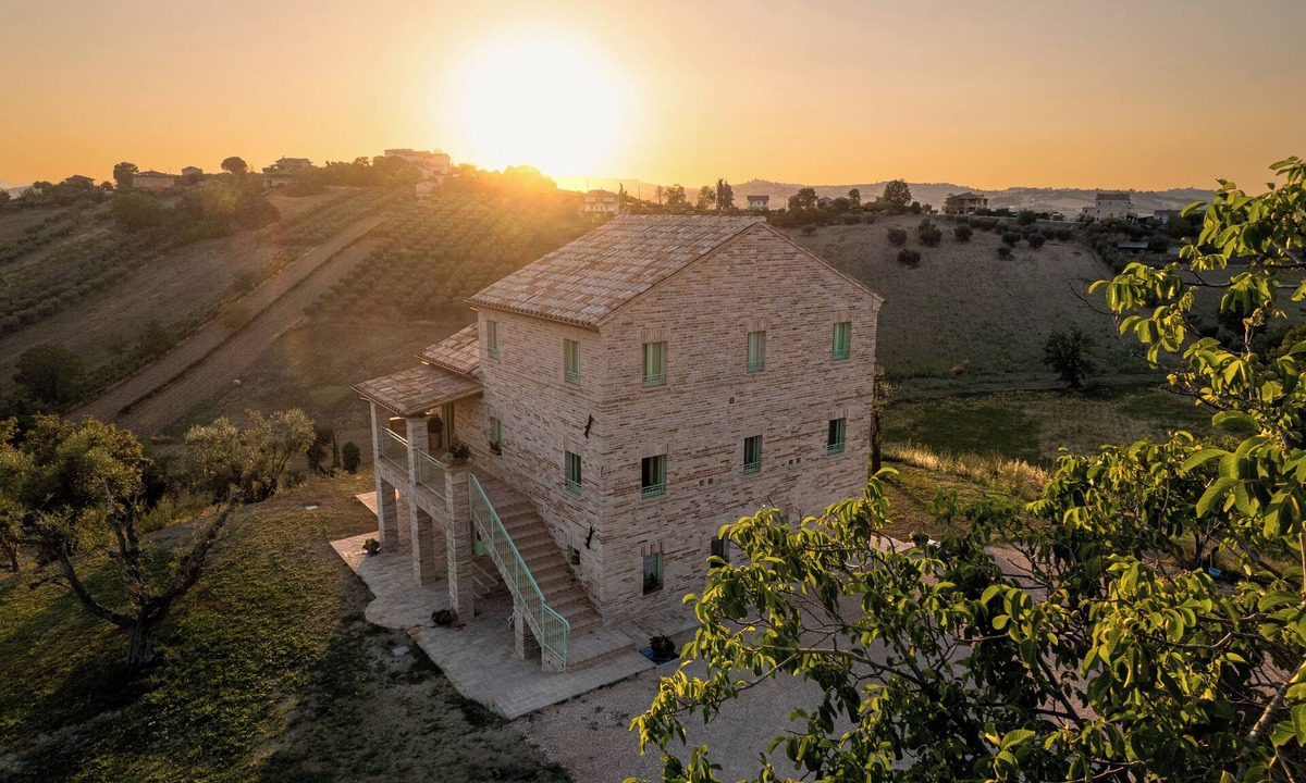 Grottazzolina House | Apartment Ulivo located at a farmhouse surrounded by nature