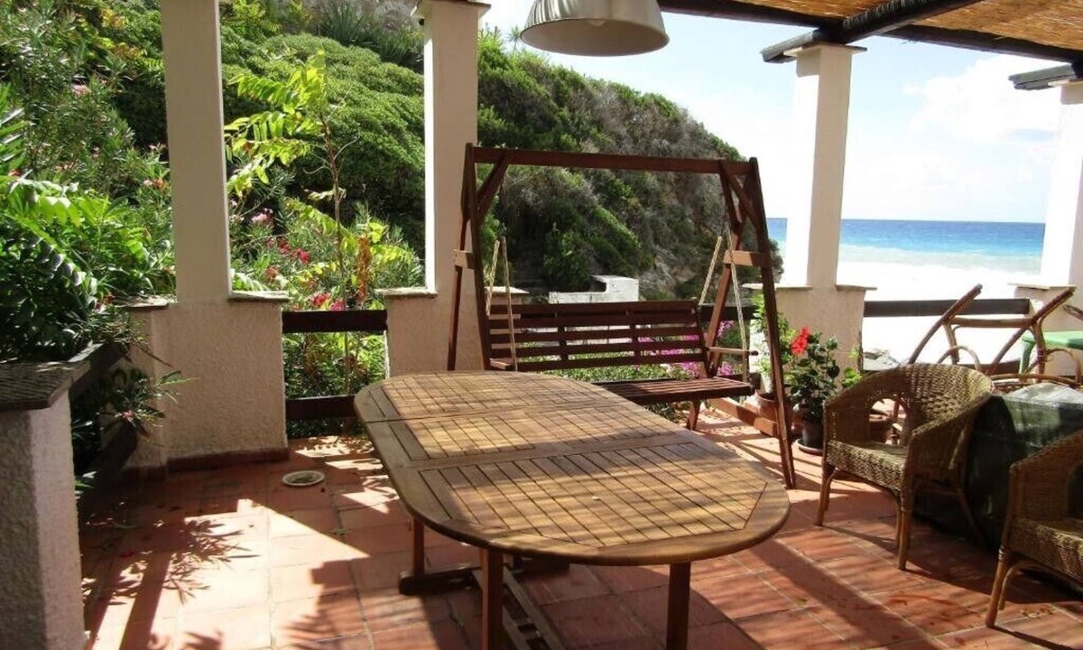 Bonifati Apartment | Apartment 'Villa La Ficuzza' with Sea View, Wi-Fi and Air Conditioning