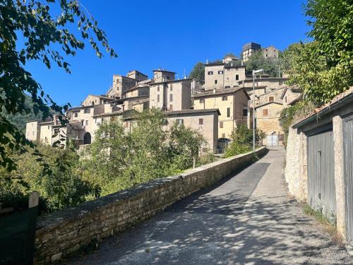 Precetto Apartment | Appartamento a Valle San Martino di Spoleto