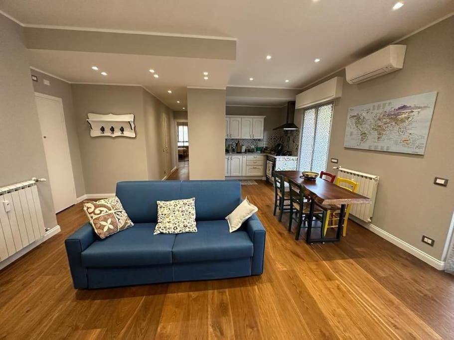 Sestri Ponente Apartment | Appartamento Genova Sestri P. Aeroporto