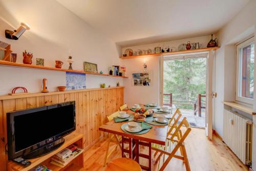 Claviere Apartment | Appartamento La Marmotta Mountain Retreat - Happy Rentals