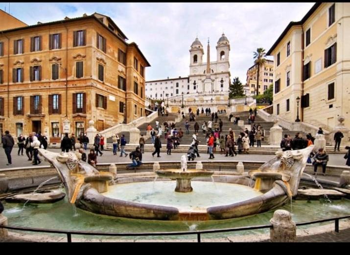 Rione IV Campo Marzio Apartment | Appartamento Piazza di Spagna