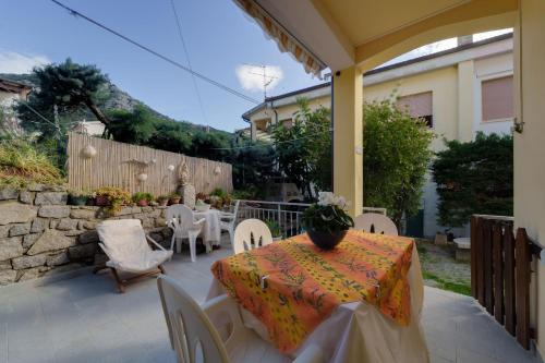 Pomonte Apartment | Appartamento Pomonte la Posta - Goelba