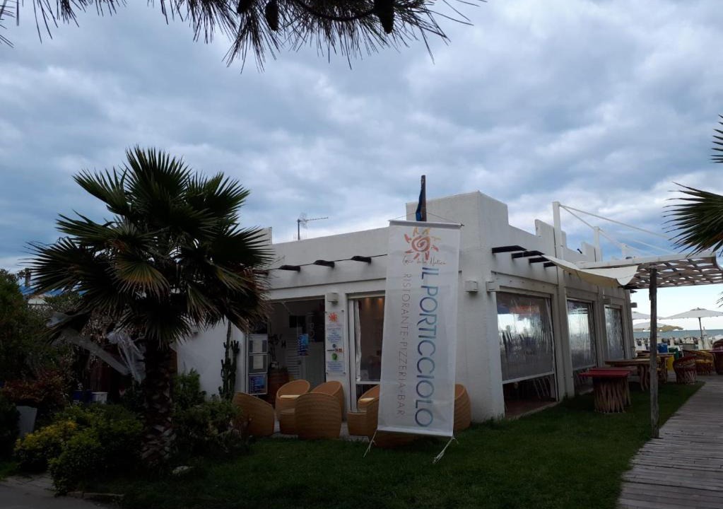 Cupra Marittima Apartment | Appartamento rimodellato seconda fila mare centro di Cupra Marittima