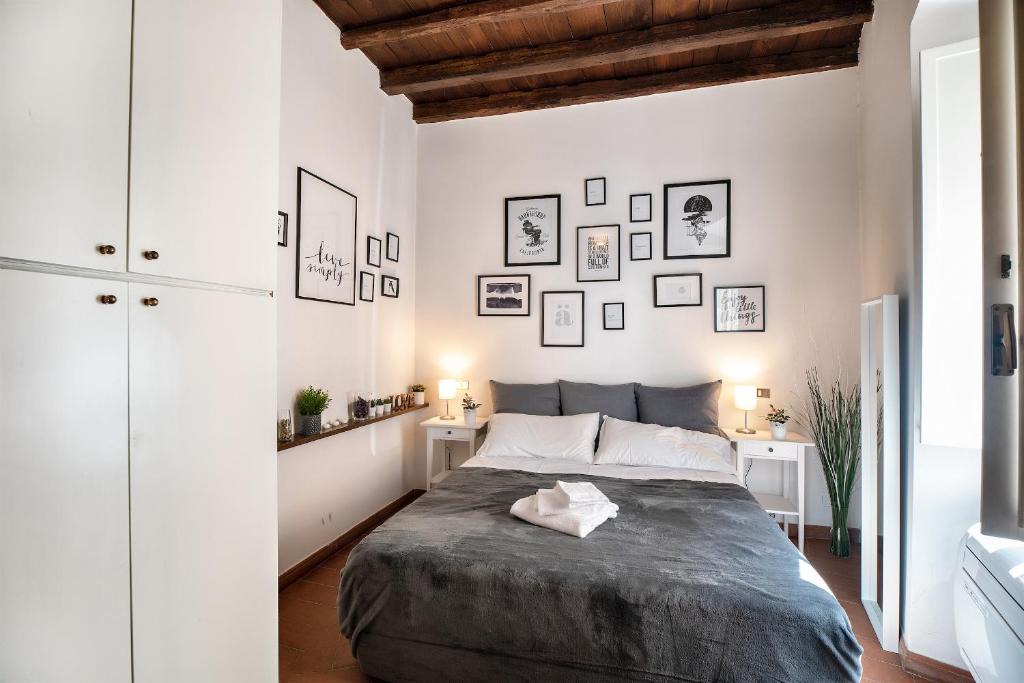 Rione VI Parione Apartment | Appartamento via dei Baullari