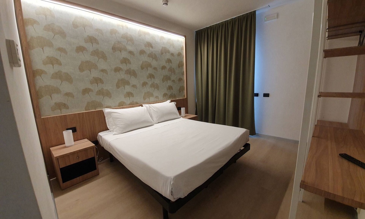 Mercallo Hotel | Aquasole