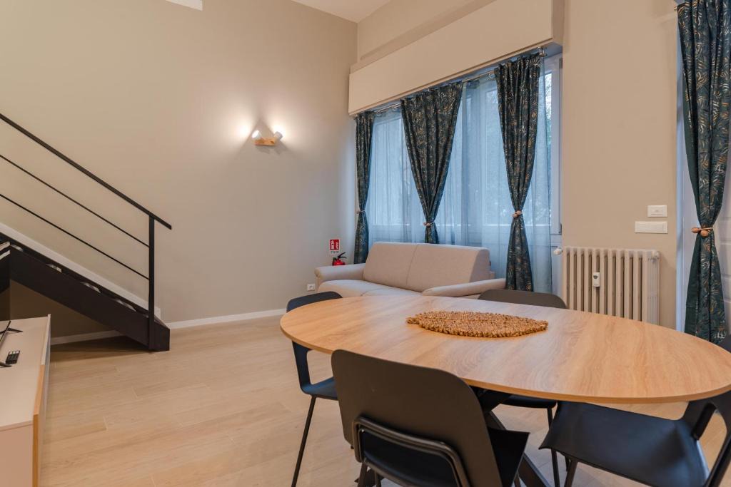 Santa Rita Apartment | Aria 225