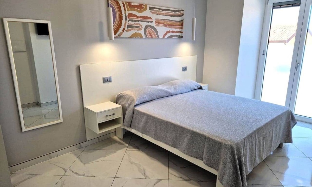Pizzo House | At 211 Rooms Guest House - Room No. 2