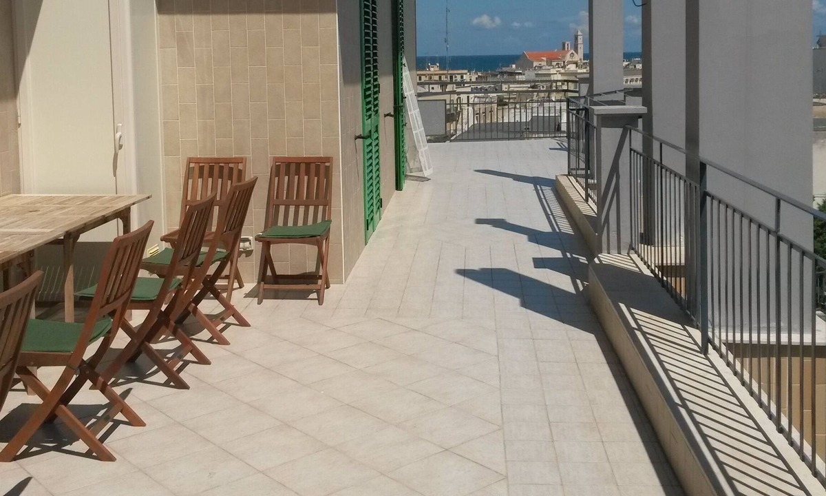 Giovinazzo Apartment | Attic sea view in Giovinazzo