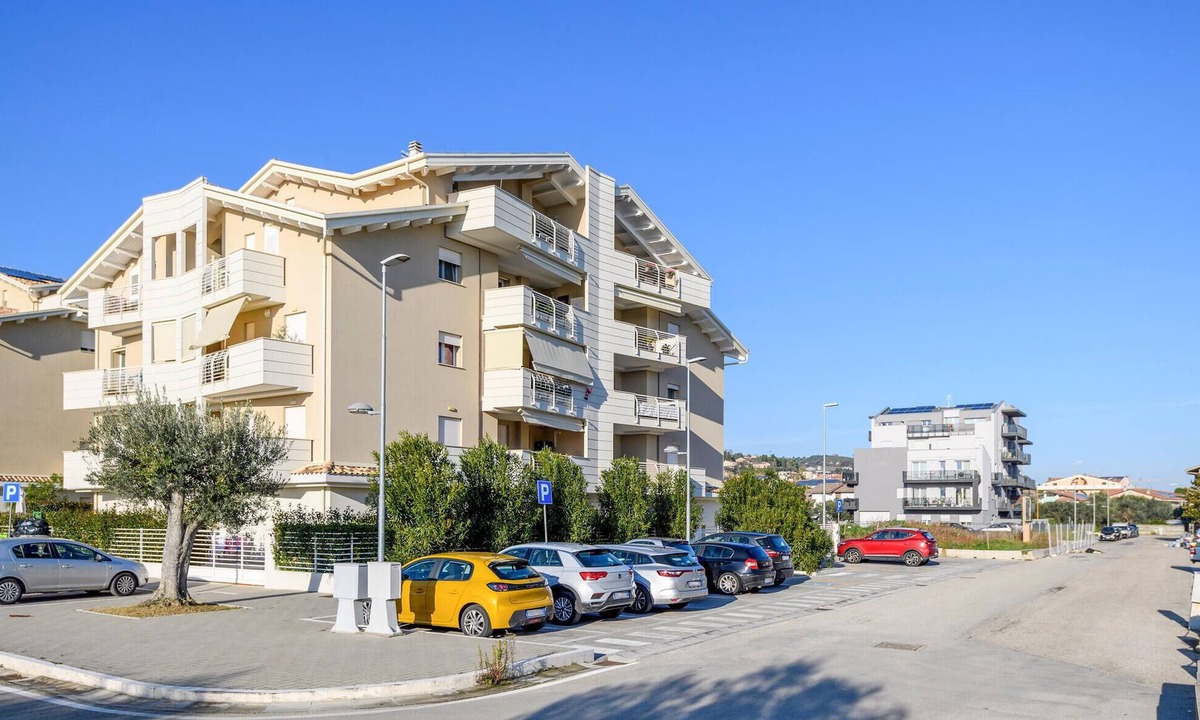 Tortoreto Apartment | Awesome apartment in Tortoreto Lido with WiFi