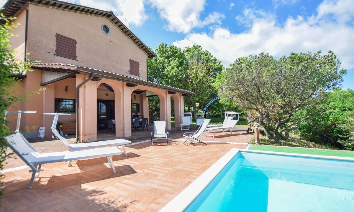 Calvi di Umbria House | Awesome home in Calvi Dell'umbria