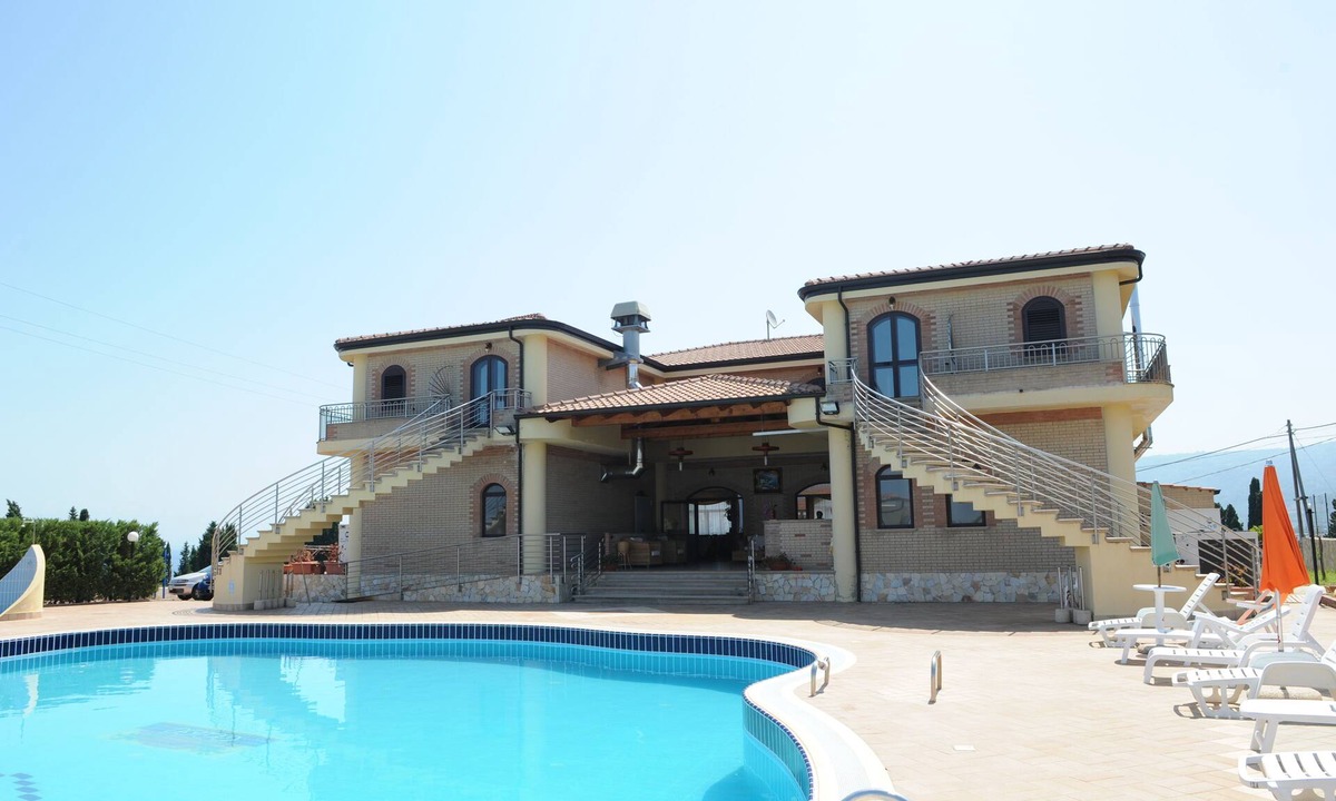 Briatico Hotel | B&B - Hotel con Piscina
