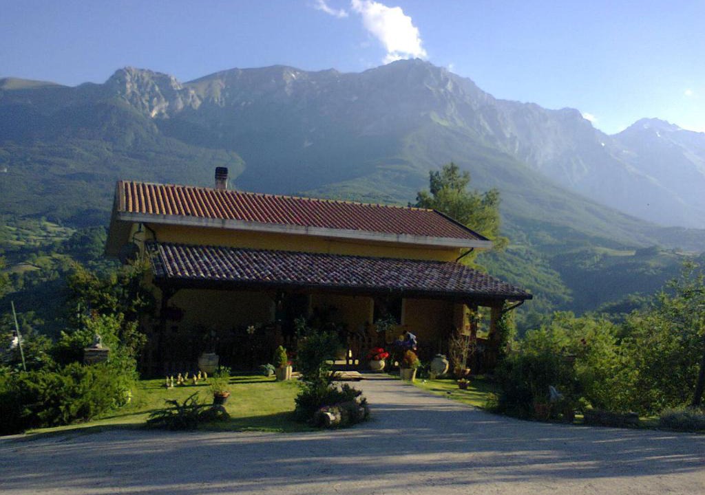 Arsita Bed & Breakfast | B&B Le Ginestre