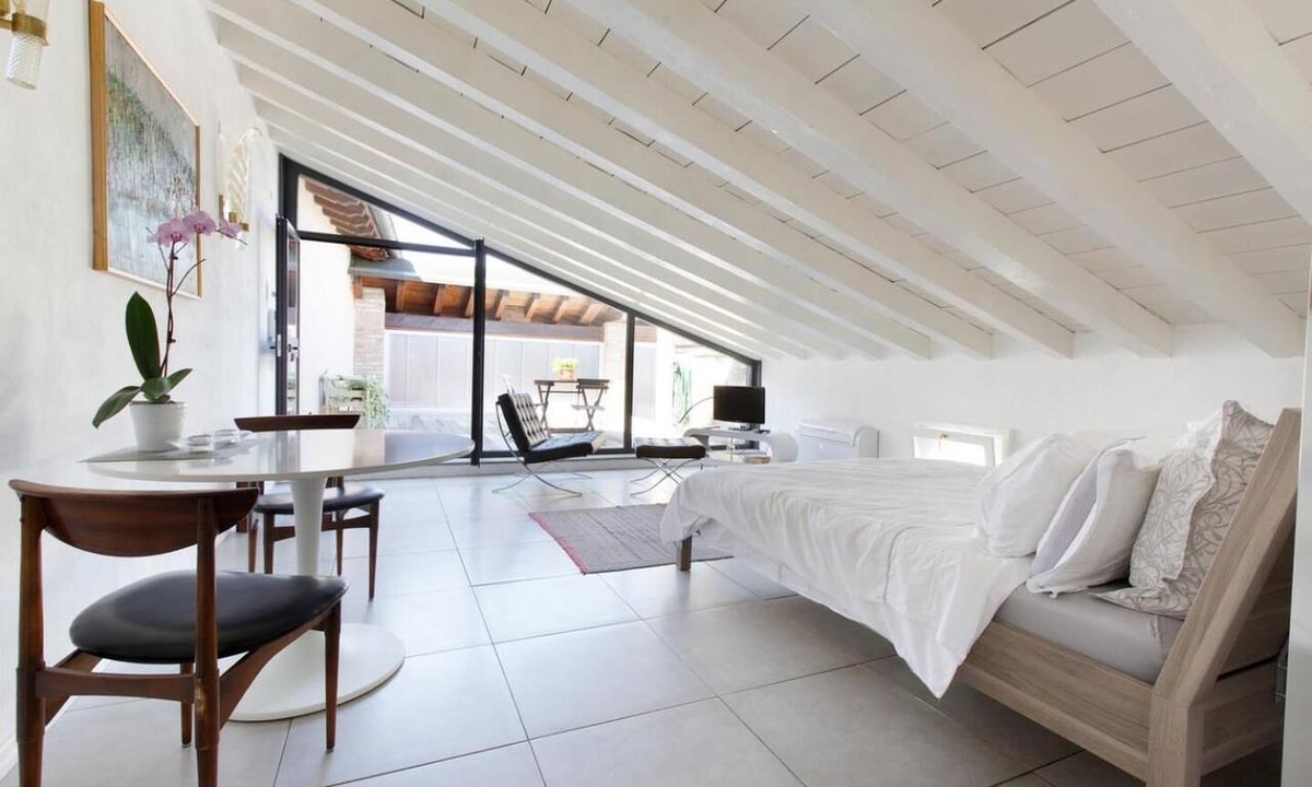 Crema Bed & Breakfast | B&B San Clemente