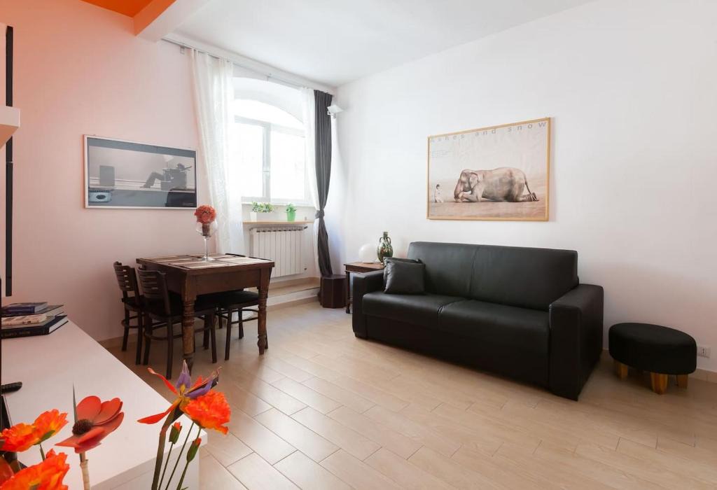 Rione II Trevi House | barberini holiday house