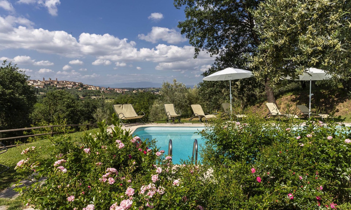 Monte San Savino Apartment | BARN-Villa Poggio delle Robinie- Ceppeto-M. San Savino