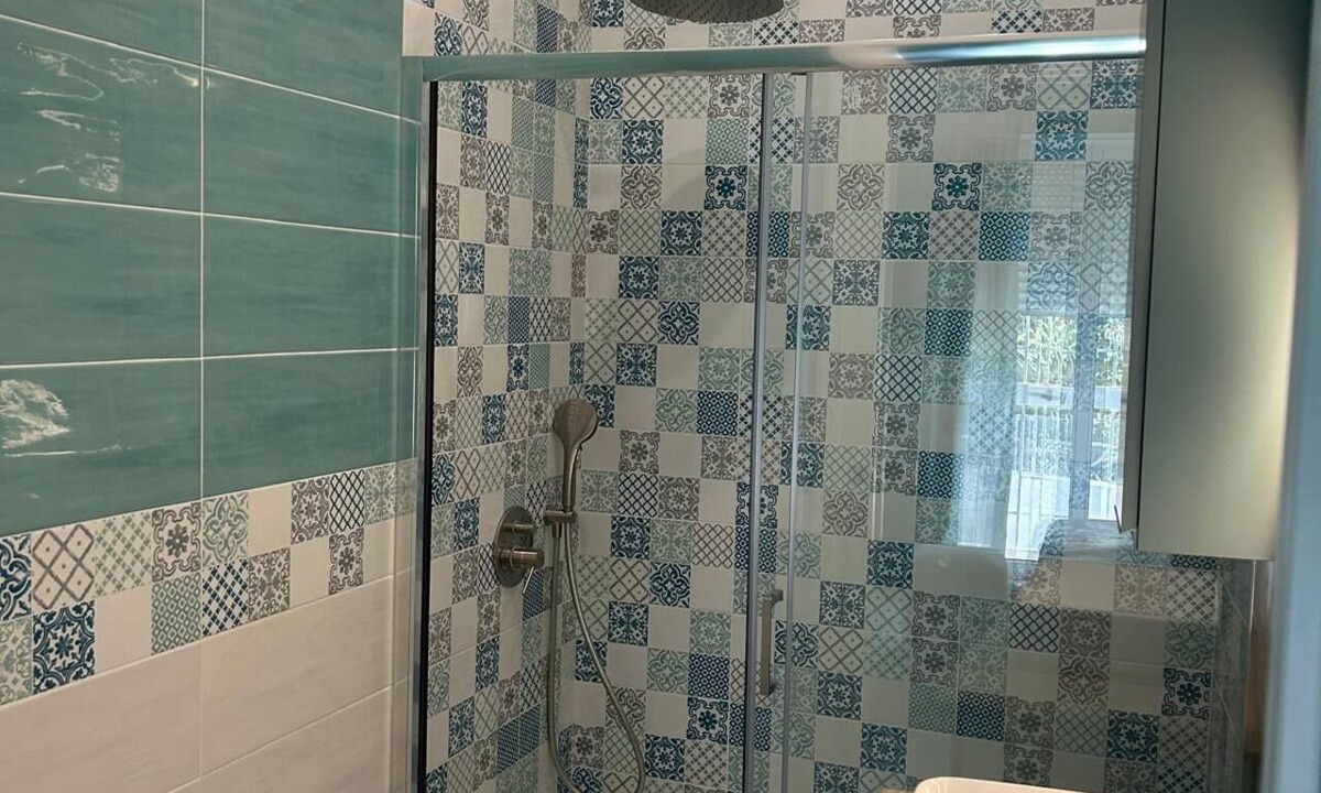 Pompei Resort | Beautiful 4-bedroom resort with AC in tranquil Pompei