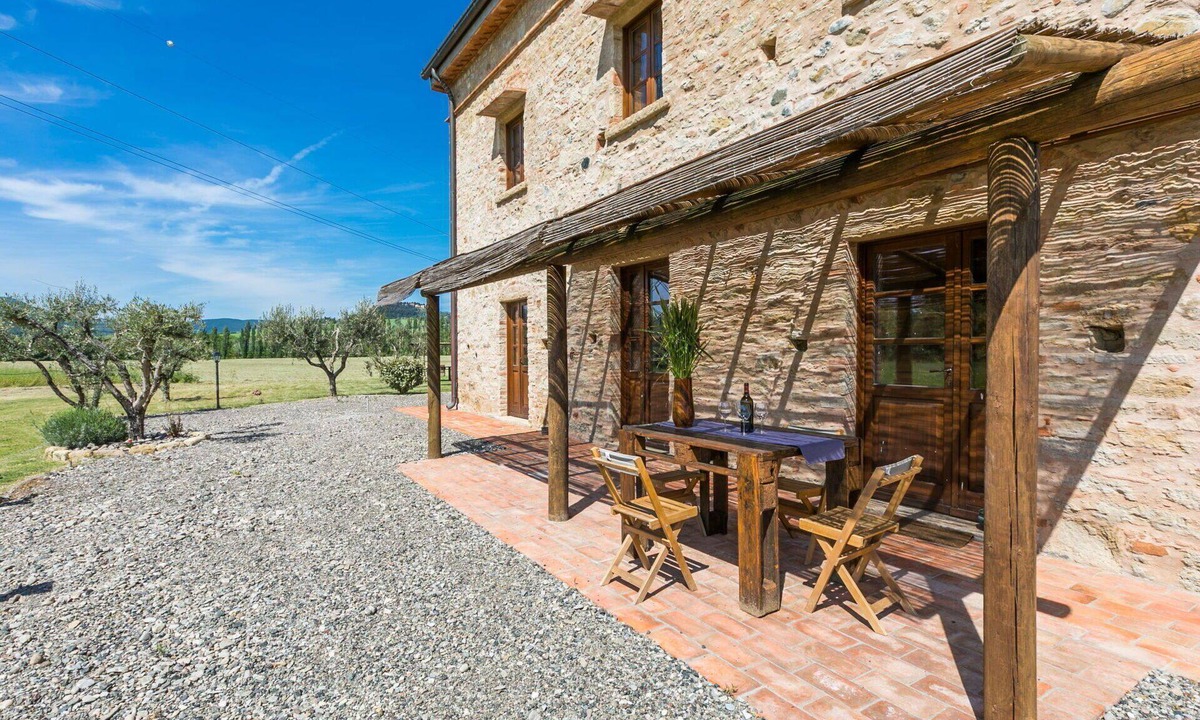 Guardistallo Apartment | Beautiful apartment for 4 guests with WIFI, pool, A/C, patio and pets allowed
