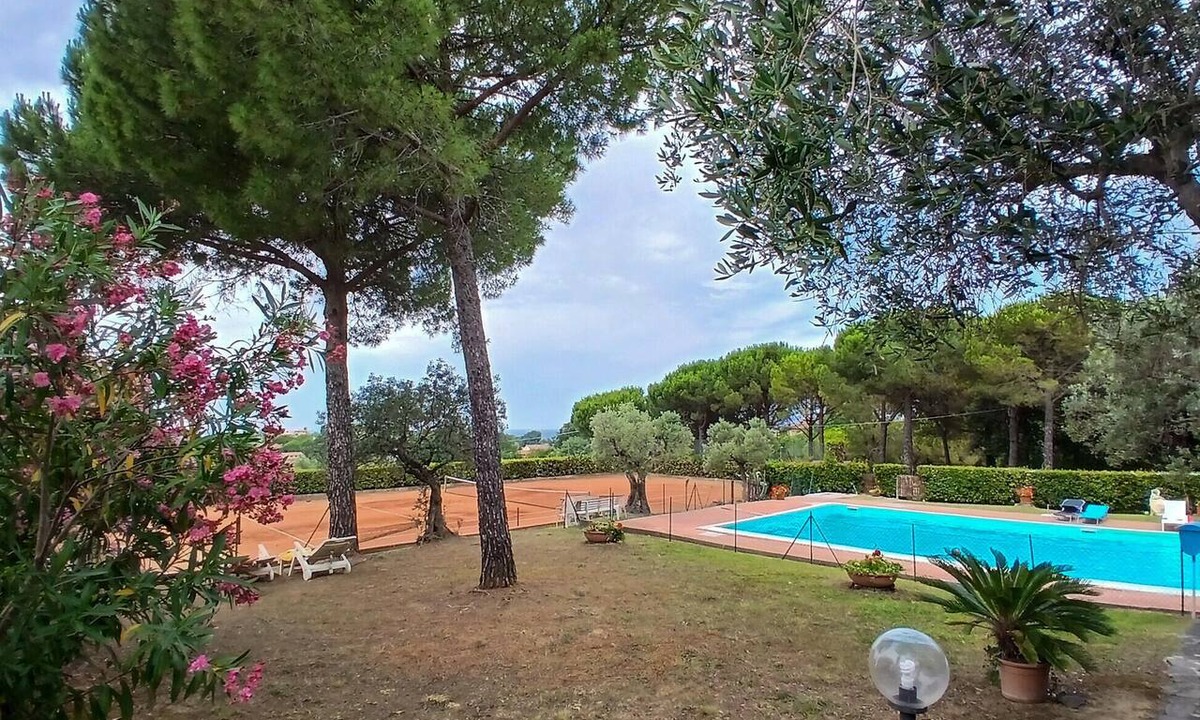 Montescudaio Apartment | Beautiful apartment in Montescudaio with WiFi