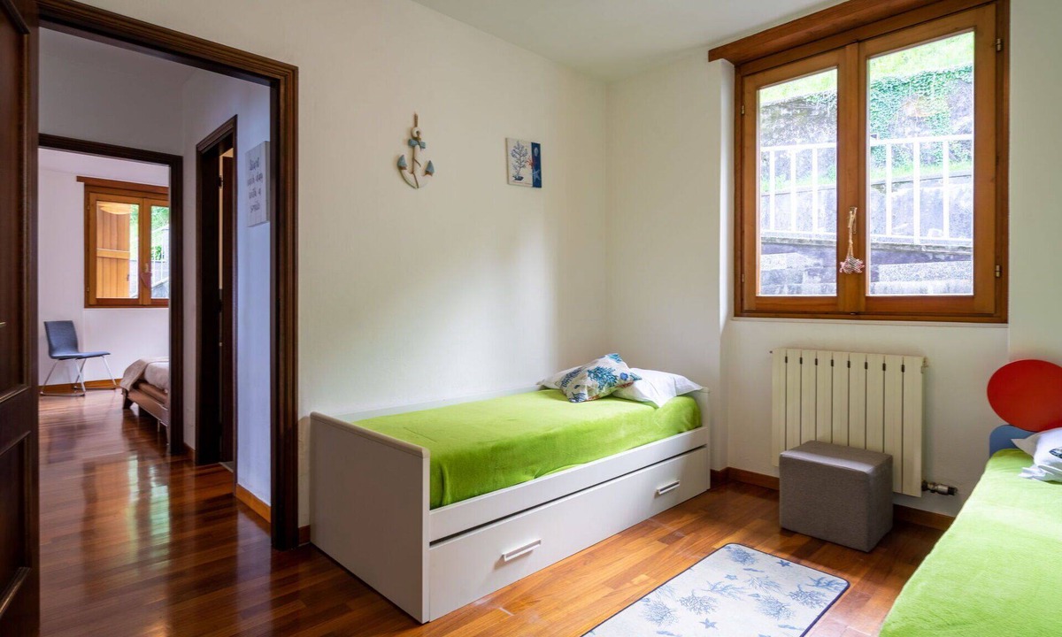Carciano House | Beautiful apartment in villa for 6 people with WIFI, TV, balcony and pets allowed