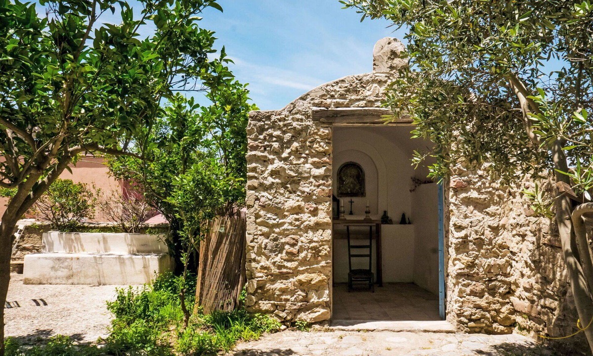 Strongoli Apartment | Beautiful apartment for 7 guests with WIFI, patio and pets allowed