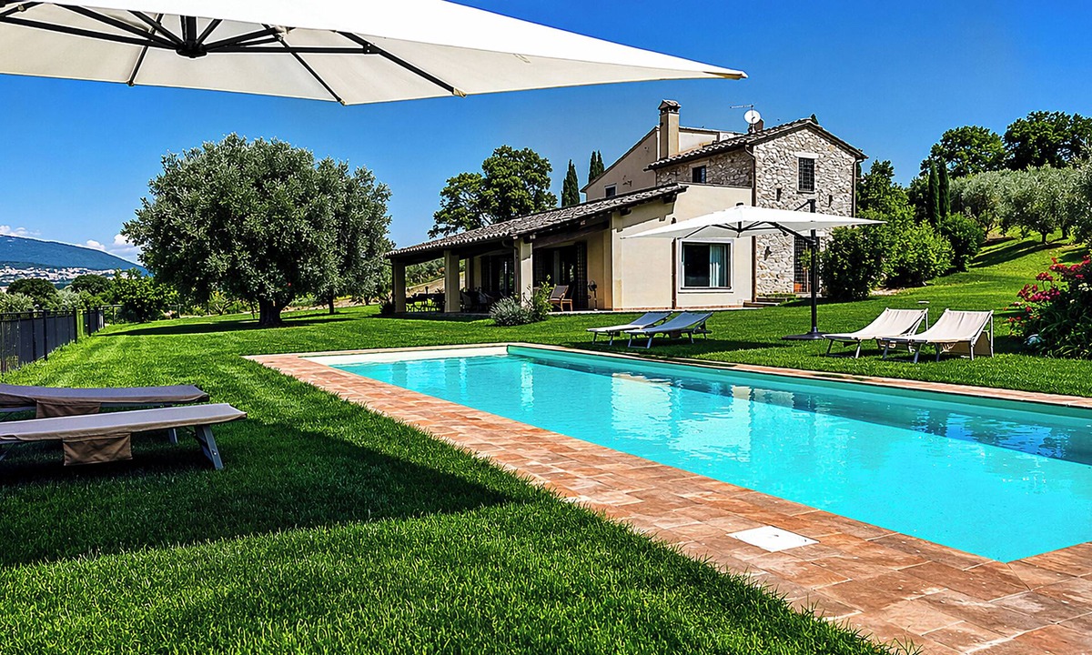 Calvi di Umbria Villa | Beautiful farmhouse with pool in Calvi dell'Umbria 30 min. from Rome