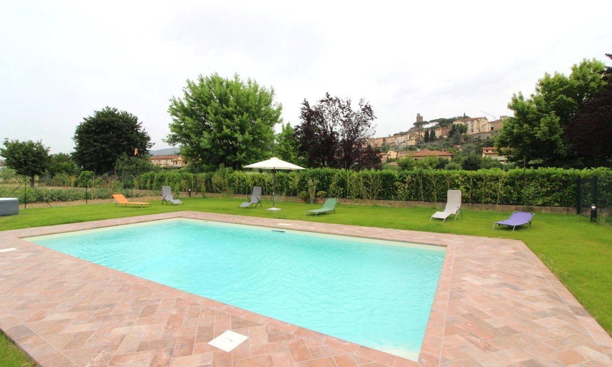 Castiglion Fiorentino Villa | Beautiful private villa for 6 guests with A/C, private pool, WIFI, TV and terrace, close to Cort.
