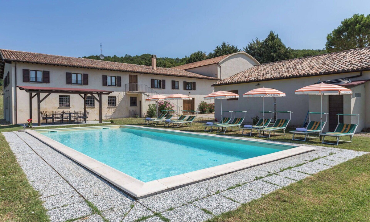 Pergola Villa | Beautiful private villa for 24 people with private pool, WIFI, balcony and pets allowed