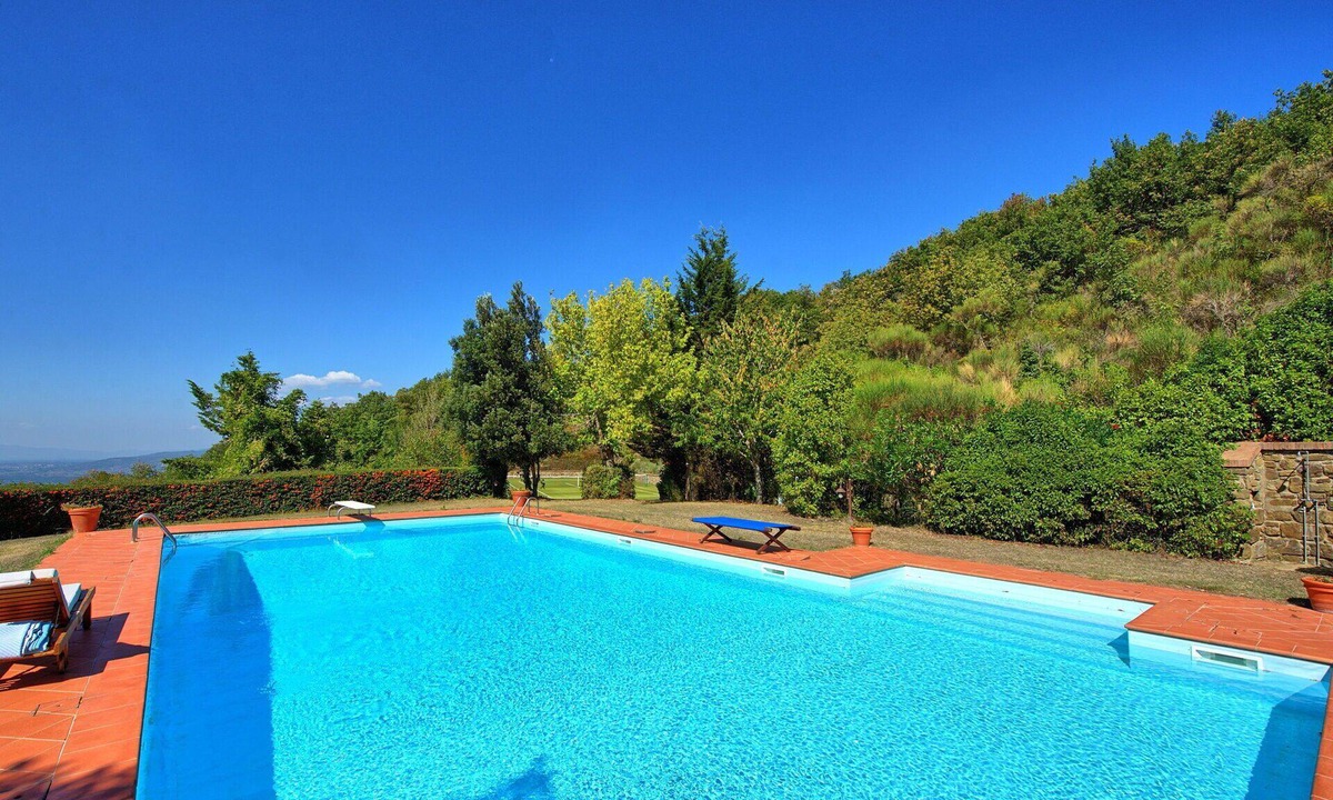 Arezzo Villa | Beautiful private villa with A/C, WIFI, private pool, TV and panoramic view, close to Arezzo