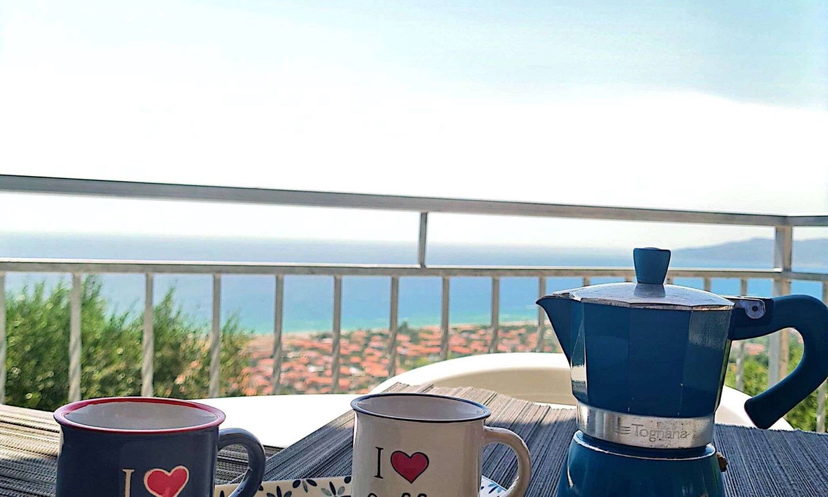 Marina di Ascea Apartment | Beautiful studio apartment HOLIDAY HOME MIRAMARE