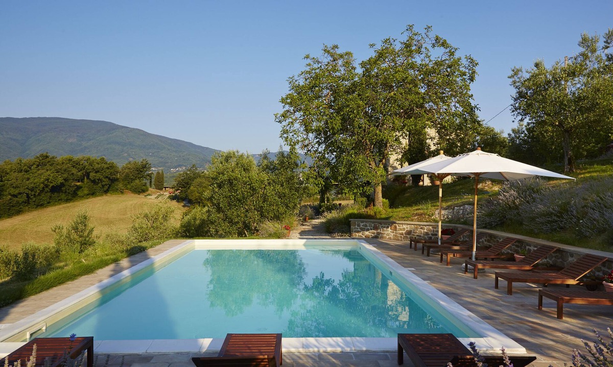 Caprese Michelangelo House | Beautifully restored farmhouse, big pool & terrace, amazing views