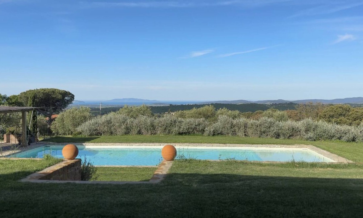 Magliano in Toscana Villa | Bel Casale con Vista Mare e sul Borgo Medievale