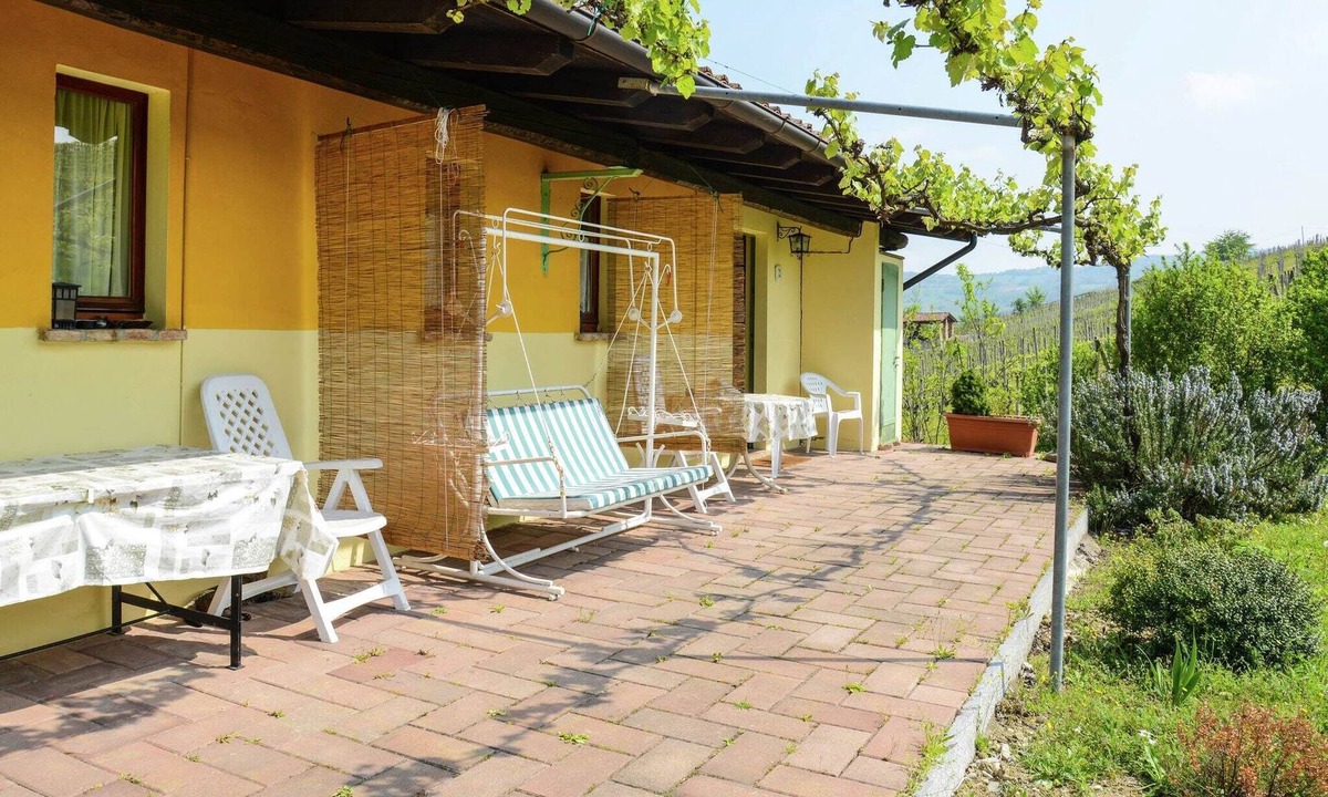 Valdamonte Apartment | Belvilla by OYO Casa Reale Quattro