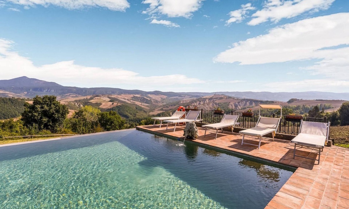 Il Poggio House | Belvilla by OYO Macetona - Suite