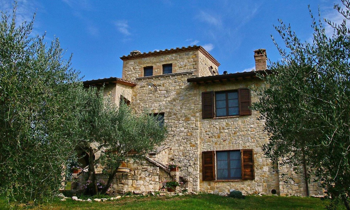 Collazzone Villa | Belvilla by OYO Villa Roseto 12