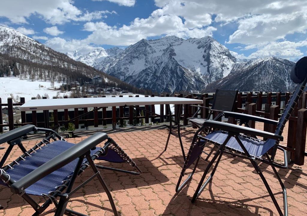 Sestriere Apartment | Bilocale con terrazzo e vista spettacolare sui monti