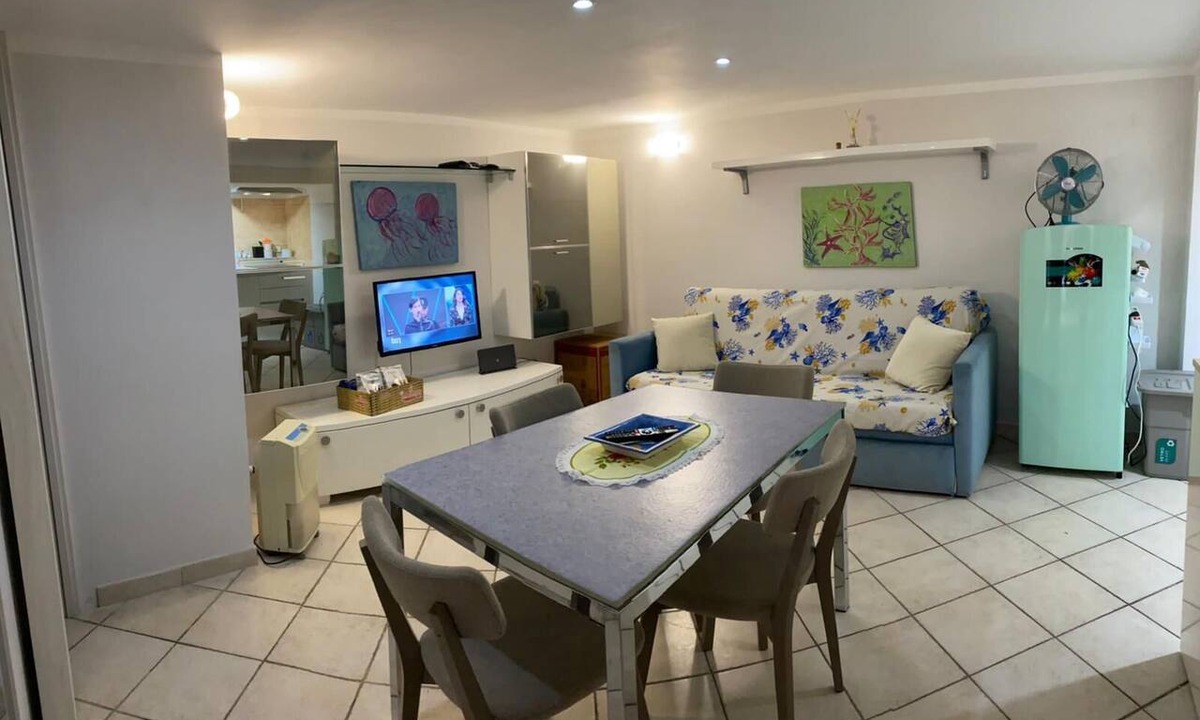 Gaeta Apartment | Blue House: A beautiful and charming little house in the neighborhoods along Via dell'Indipendenza