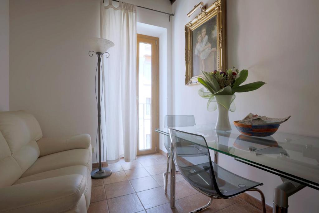 Borgo Pio | Rione XIV Borgo